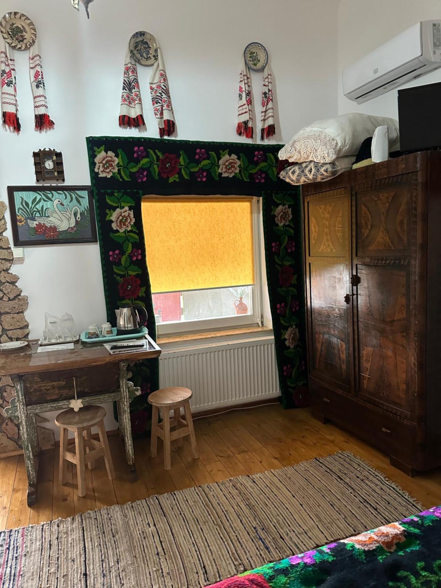 Casa Cezara Apartment Silvasu de Jos Екстериор снимка